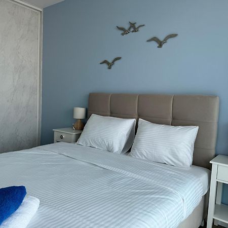 4Summer Kolobrzeg Apartamenty White Blue Sauna & Fitness & Parking 100 Metrow Do Pieknej Szerokiej Piaszczystej Plazy, Wspanialy Widok Z Duzego Tarasu! 100 Meter Zu Einem Schoenen Breiten Sandstrand, Herrliche Aussicht Von Einer Grossen Terrasse! Exteriör bild