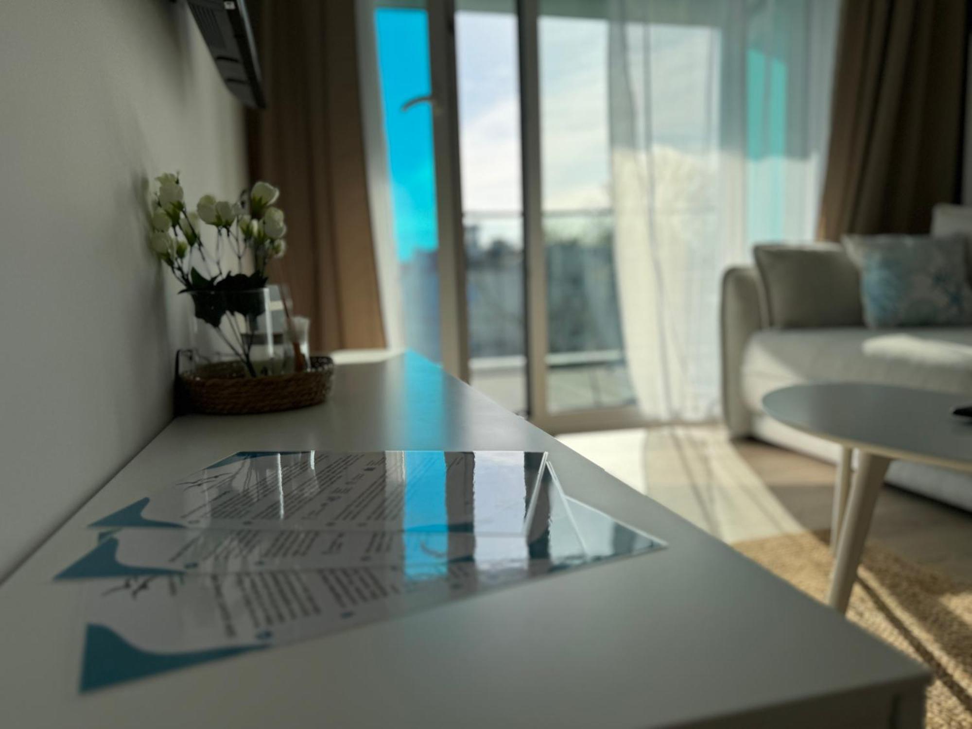 4Summer Kolobrzeg Apartamenty White Blue Sauna & Fitness & Parking 100 Metrow Do Pieknej Szerokiej Piaszczystej Plazy, Wspanialy Widok Z Duzego Tarasu! 100 Meter Zu Einem Schoenen Breiten Sandstrand, Herrliche Aussicht Von Einer Grossen Terrasse! Exteriör bild