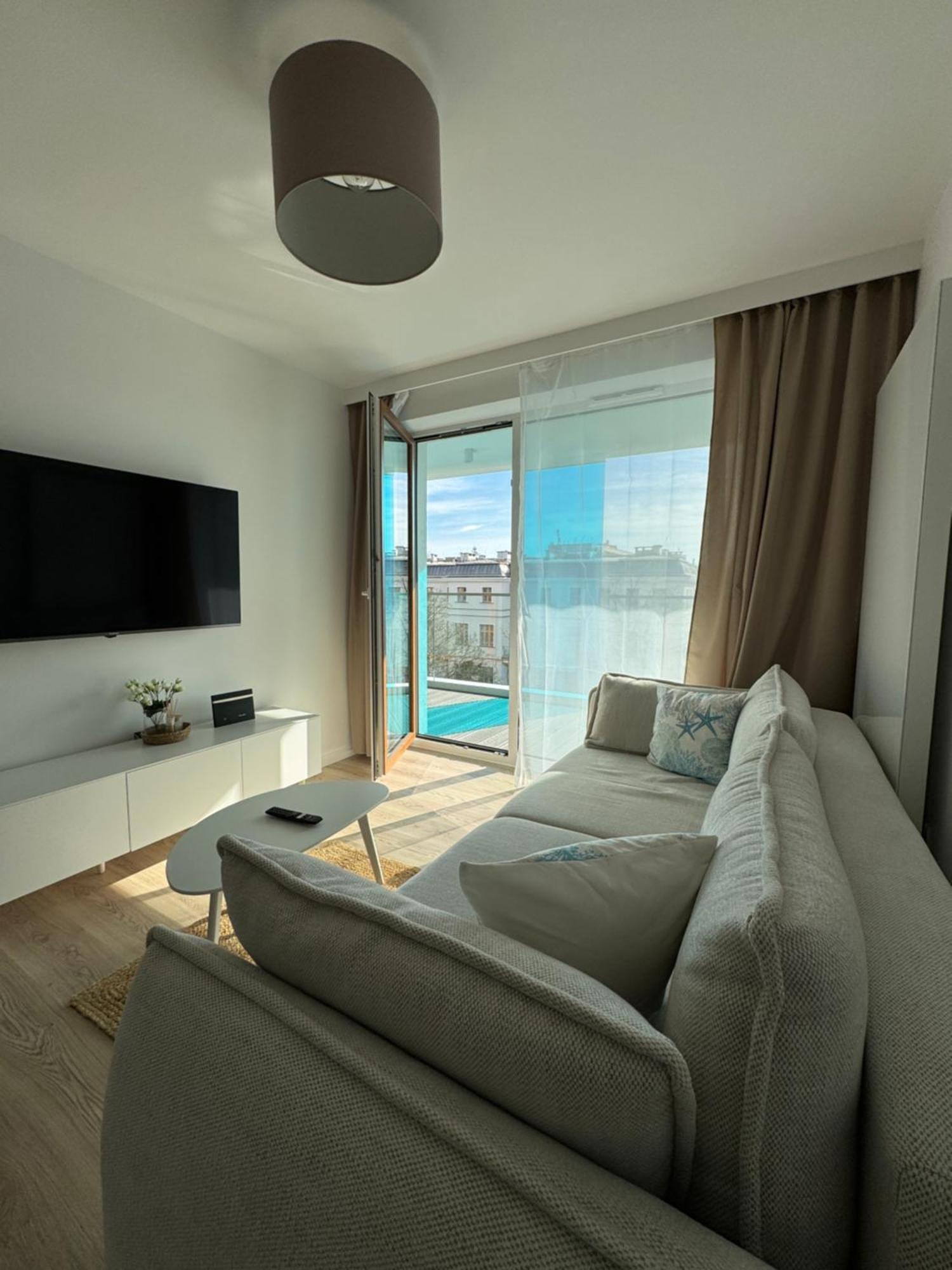 4Summer Kolobrzeg Apartamenty White Blue Sauna & Fitness & Parking 100 Metrow Do Pieknej Szerokiej Piaszczystej Plazy, Wspanialy Widok Z Duzego Tarasu! 100 Meter Zu Einem Schoenen Breiten Sandstrand, Herrliche Aussicht Von Einer Grossen Terrasse! Exteriör bild