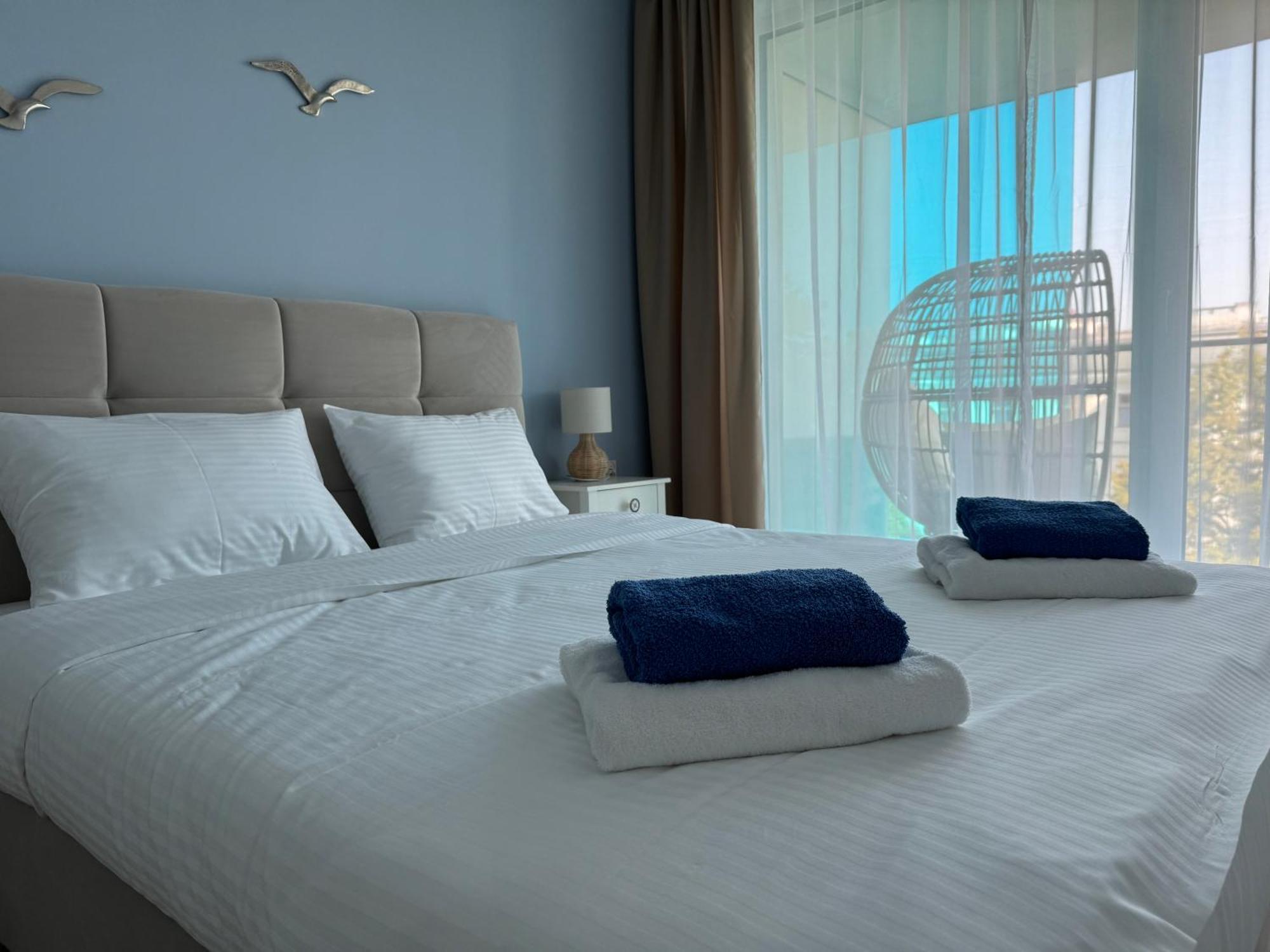 4Summer Kolobrzeg Apartamenty White Blue Sauna & Fitness & Parking 100 Metrow Do Pieknej Szerokiej Piaszczystej Plazy, Wspanialy Widok Z Duzego Tarasu! 100 Meter Zu Einem Schoenen Breiten Sandstrand, Herrliche Aussicht Von Einer Grossen Terrasse! Exteriör bild